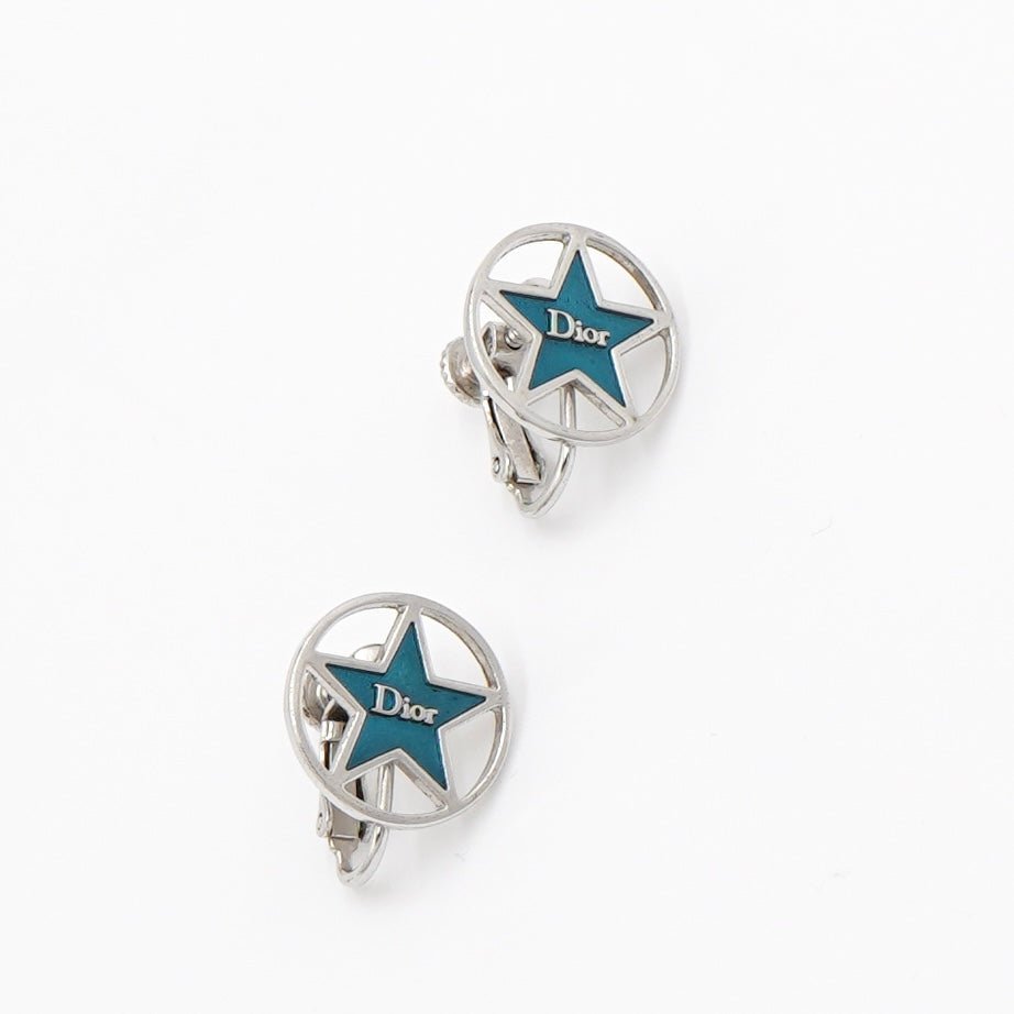 Star Motif Earring