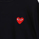 プレイ コムデギャルソン ハートロゴ Tシャツ ブラック / レッド - NEWSED