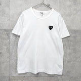プレイ コムデギャルソン ハートロゴ Tシャツ ホワイト レディース - NEWSED