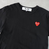 プレイ コムデギャルソン ハート ロゴ 半袖Tシャツ ブラック - NEWSED