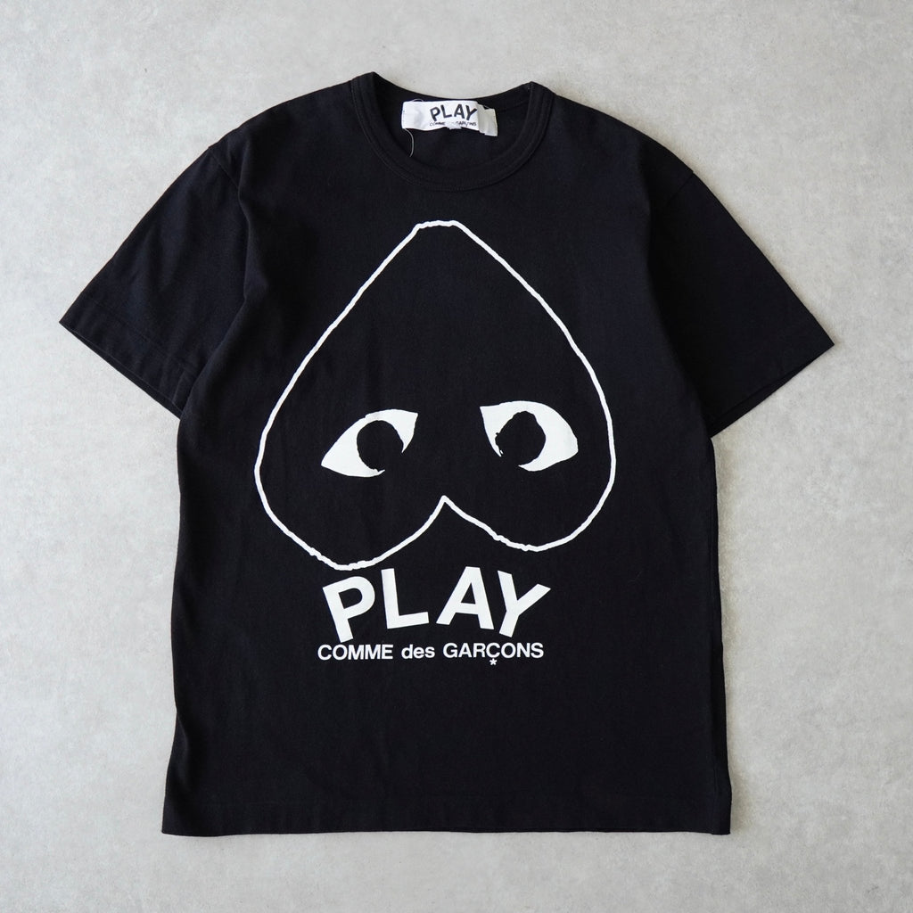 Play Comme des Garçons 黑色心形徽标 T 恤