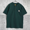 Carhartt 深绿色徽标口袋亨利领 T 恤