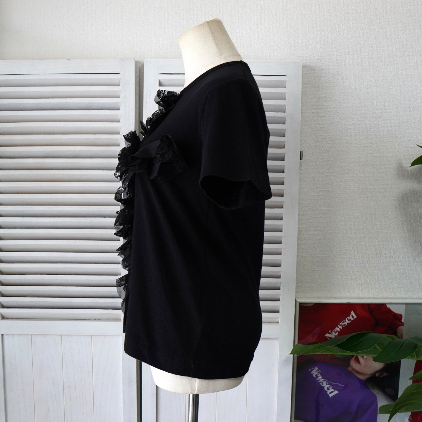 【希少、美品】コムデギャルソン　変形トップス　レース調　ブラック コムデギャルソン フリル レース Tシャツ ブラック レディース