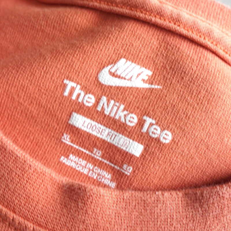 ナイキ ゴツナイキ ロゴ Tシャツ コーラルレッド - NEWSED