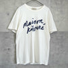メゾンキツネ 筆記体ロゴ Tシャツ ホワイト