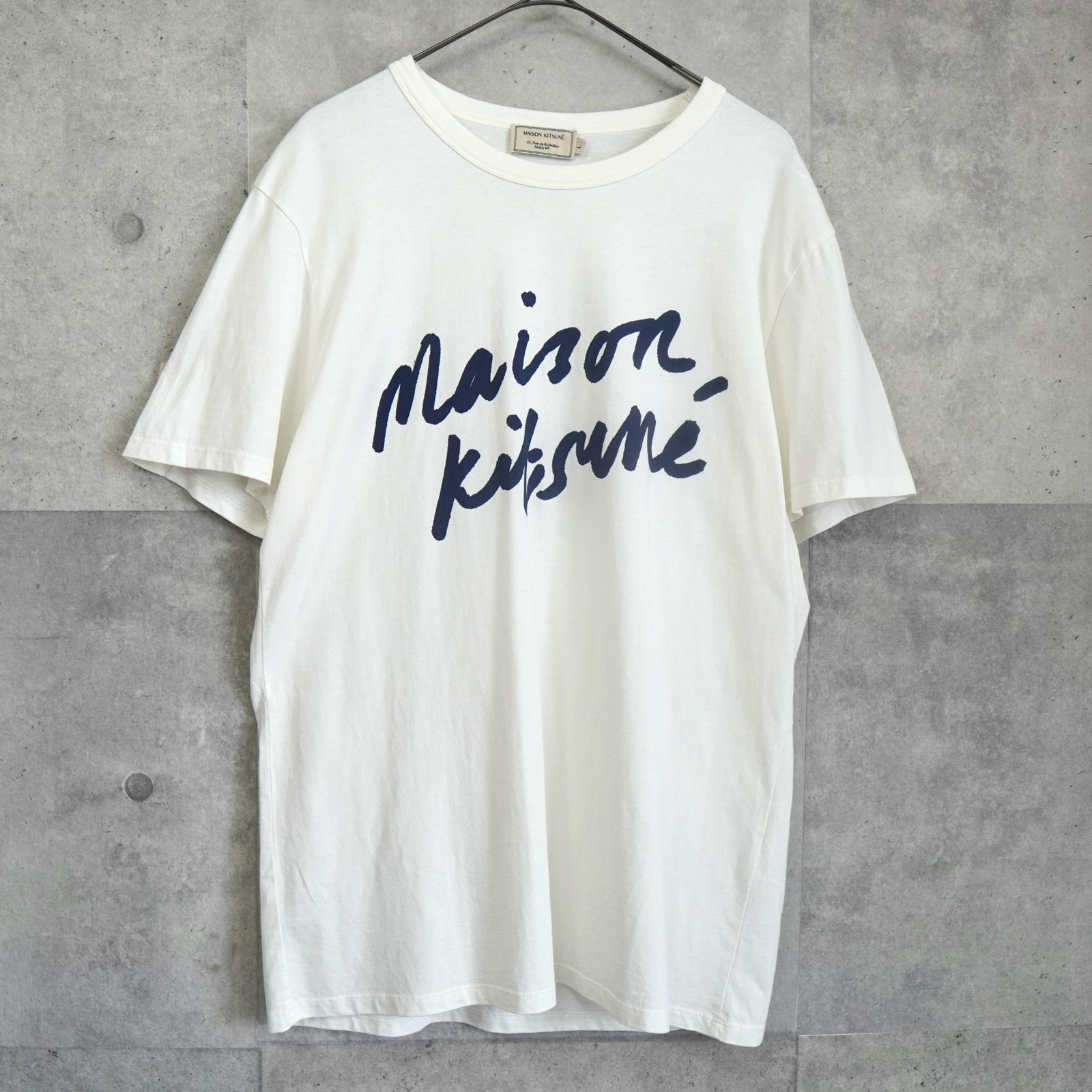メゾンキツネ 筆記体ロゴ Tシャツ ホワイト | ブランド古着を扱う 