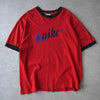 Nike 复古徽标 T 恤（红色）