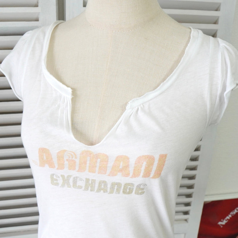 アルマーニ エクスチェンジ ロゴ ダメージ Tシャツ 半袖トップス ホワイト - NEWSED