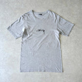 ステューシー ロゴ刺繍 Tシャツ グレー - NEWSED