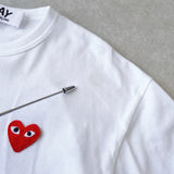 プレイ コムデギャルソン ハートロゴ Tシャツ ホワイト - NEWSED