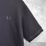 フレッドペリー ロゴ Tシャツ チャコールグレー - NEWSED