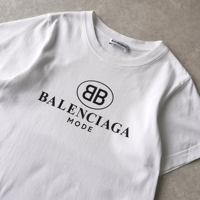 バレンシアガ ロゴ Tシャツ チビT ホワイト - NEWSED