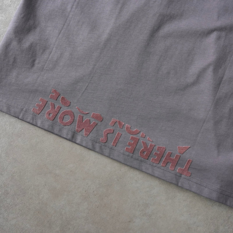 メゾンマルジェラ エイズT Vネック Tシャツ 半袖トップス グレー タグ付き未使用品 - NEWSED