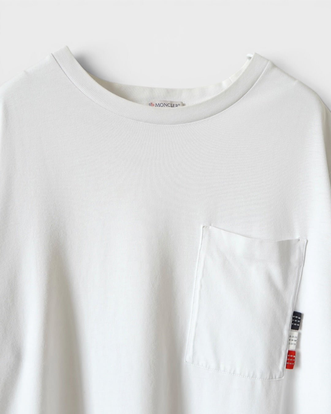 モンクレール トリコロール Tシャツ ホワイト XL メンズ - NEWSED