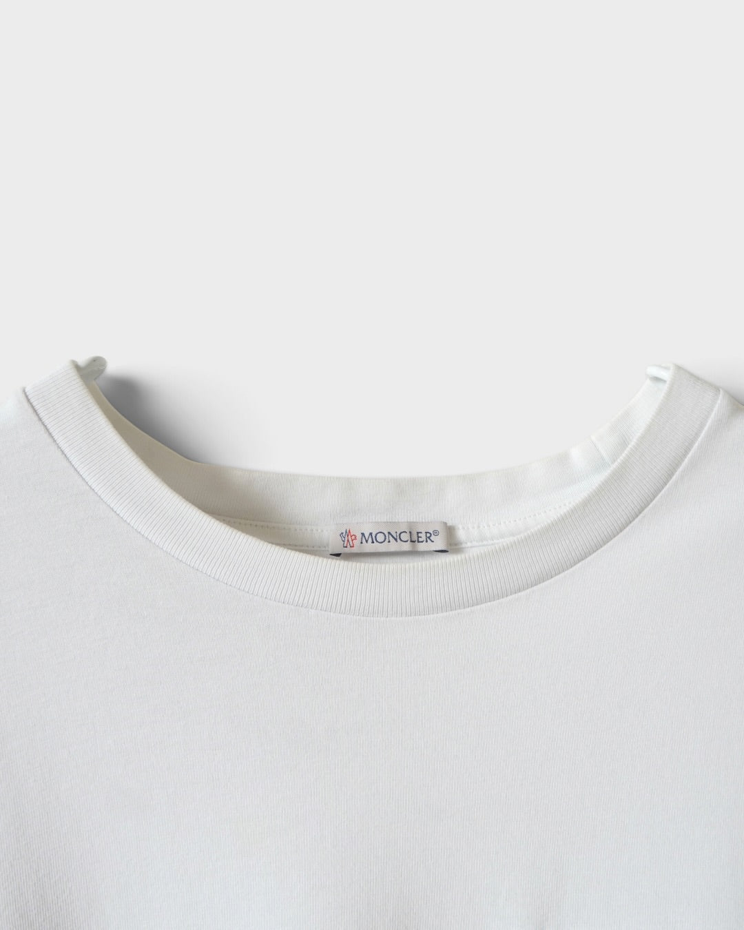 モンクレール トリコロール Tシャツ ホワイト XL メンズ - NEWSED
