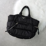 プラダ ナイロン キルティング 2way ハンドバッグ ショルダーバッグ トライアングルロゴ ブラック