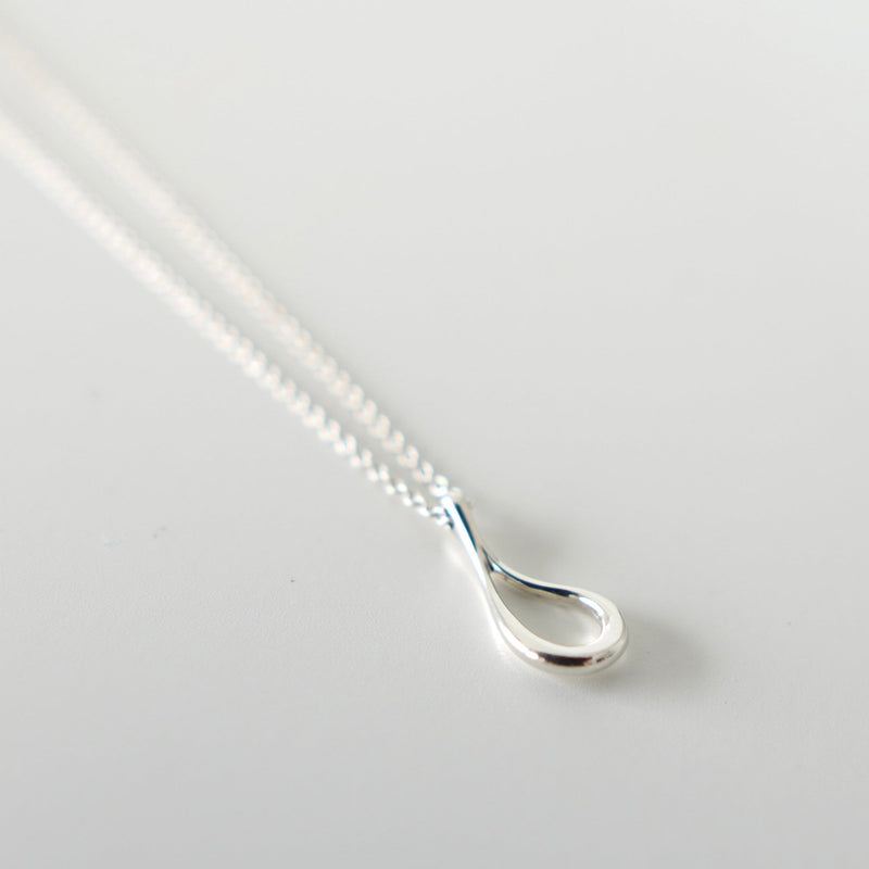 Tear Drop Silver Necklace - NEWSED