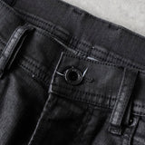 ディーゼル TEPPHAR ブラック コーティング ストレッチ デニム - NEWSED