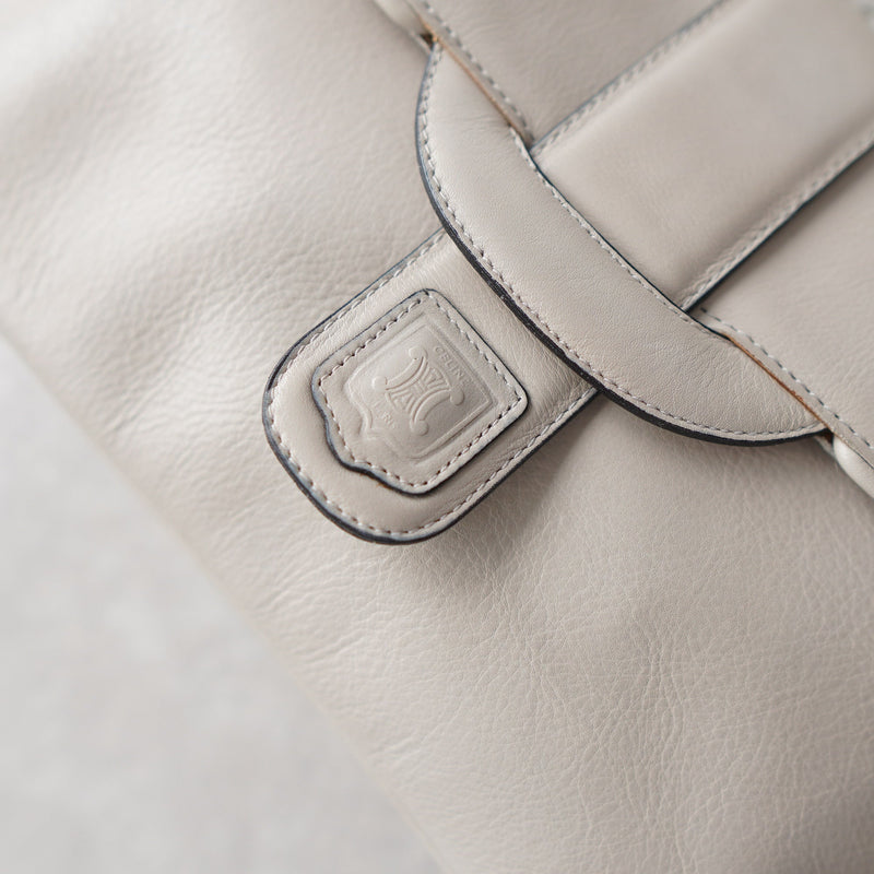 Triomphe Chain Shoulder Bag - NEWSED