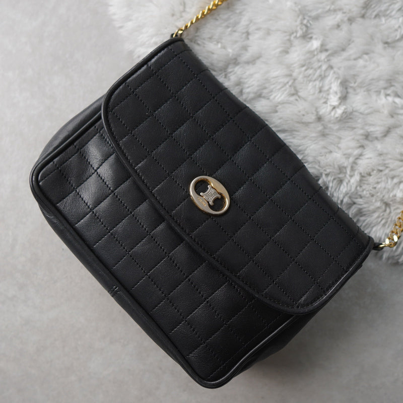 Triomphe Quilting Chain Shoulder Bag - NEWSED