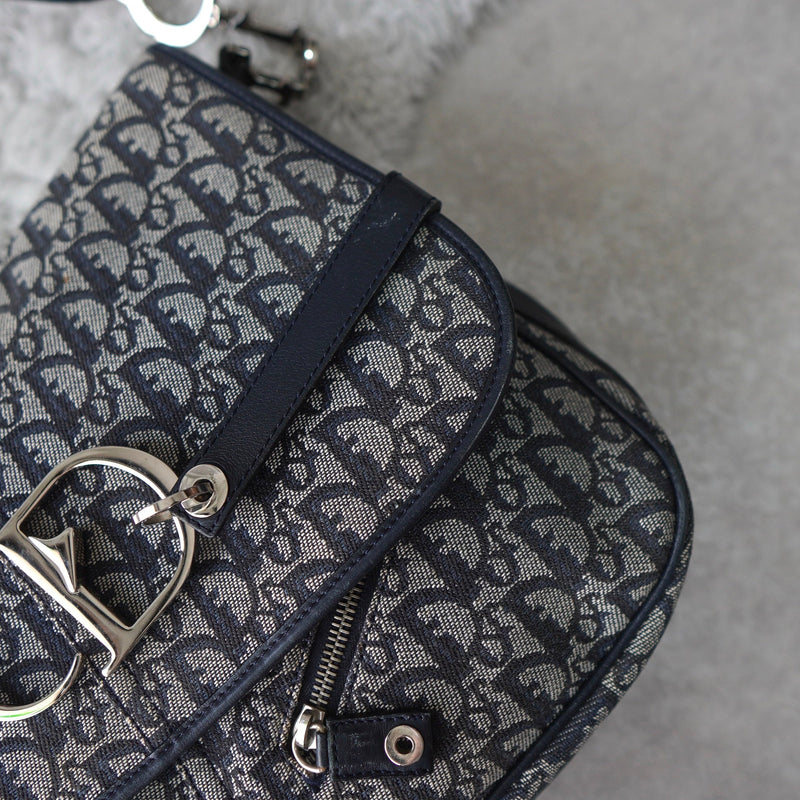 Trotter Logo Belt One Shoulder Bag Made in Italy - NEWSED