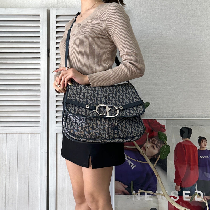 Trotter Logo Belt One Shoulder Bag Made in Italy - NEWSED