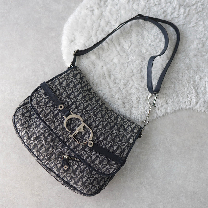 Trotter Logo Belt One Shoulder Bag Made in Italy - NEWSED