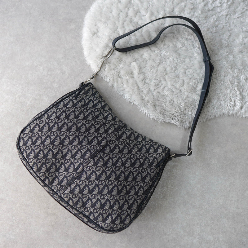 Trotter Logo Belt One Shoulder Bag Made in Italy - NEWSED