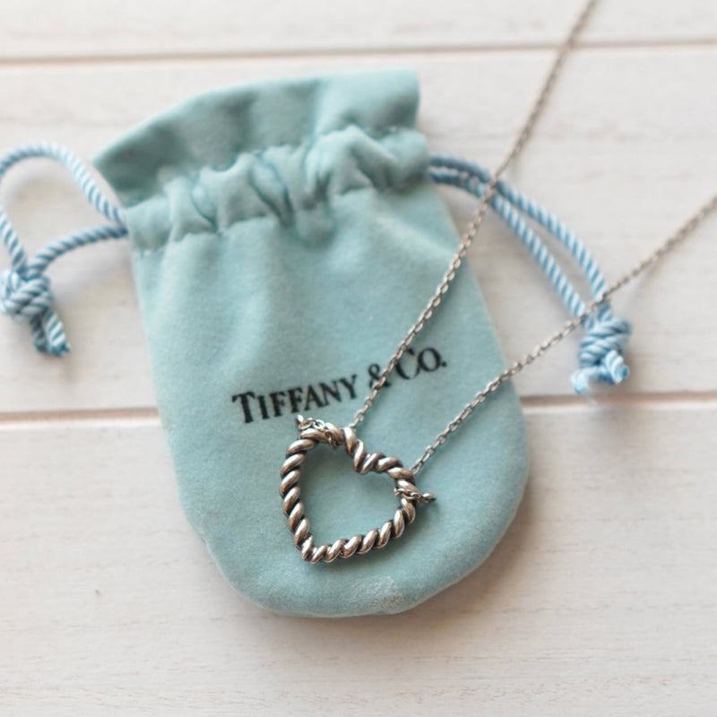 Twist Heart Silver Necklace - NEWSED