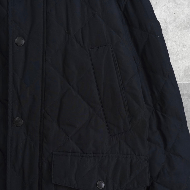 アクアスキュータム  コーデュロイ襟 キルティングジャケット ブラック