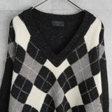 ヴァレンティノ ヴィンテージ Vネック ニット アーガイル柄 ロゴ 刺繍 ブラック - NEWSED