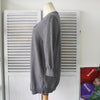 MM6 Maison Margiela 女士 V 领开衩七分袖针织衫（灰色）