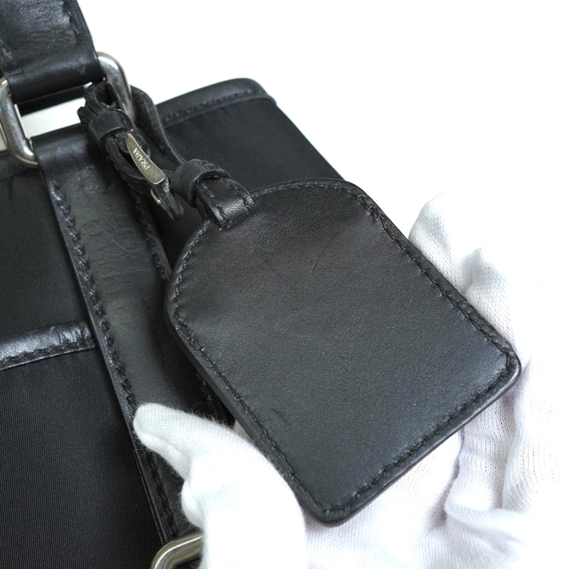 プラダ トライアングルロゴ テスート ポコノ ナイロン レザー トートバッグ ブラック