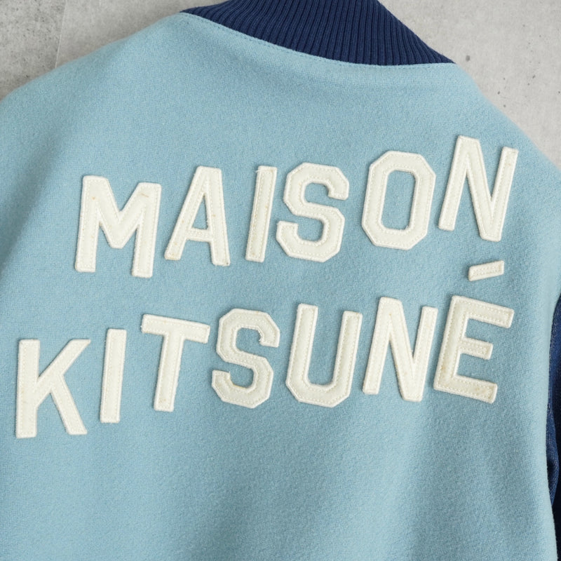 メゾン キツネ フェルトロゴ デニム切り替え ウール ブルゾン スタジャン ブルー