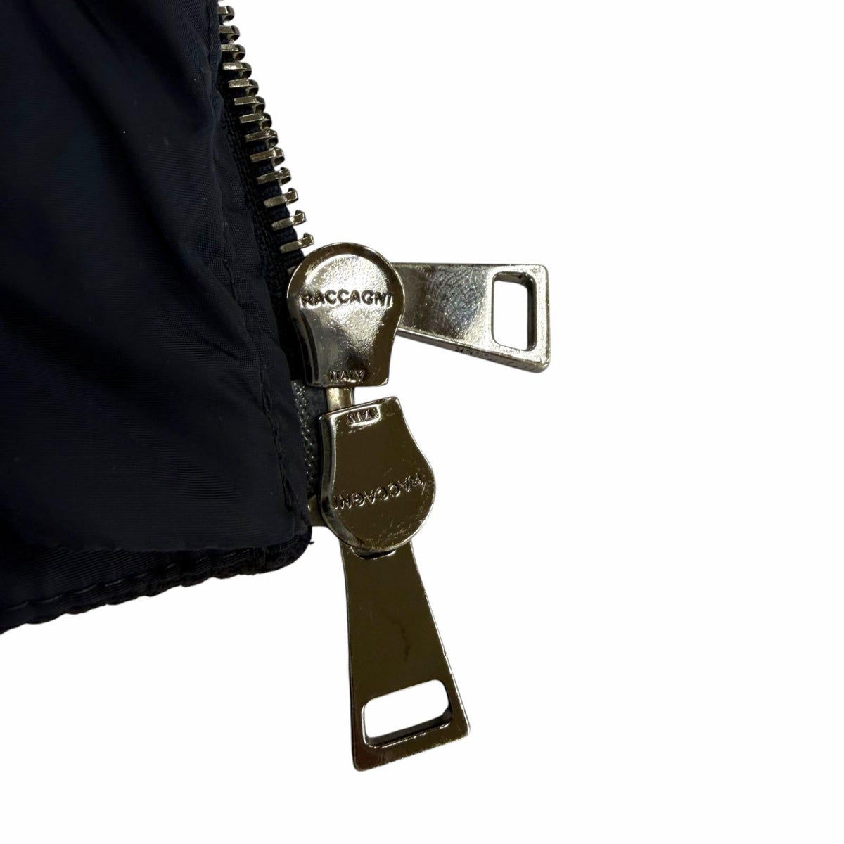 モンクレール VOUGLANS ブーラン 裾フレア 切り替えデザイン ZIP UP ダウンコート ネイビー 2 レディース - NEWSED