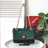 グッチ スエード / レザー バイカラー Wフラップ マリーナチェーン ショルダーバッグ グリーン / レッド - NEWSED