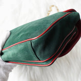 グッチ スエード / レザー バイカラー Wフラップ マリーナチェーン ショルダーバッグ グリーン / レッド - NEWSED