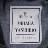 メゾンミハラヤスヒロ Wide Back Velour Hoodie 国旗刺繍 ベロア プルオーバー パーカー チャコール 48 メンズ - NEWSED