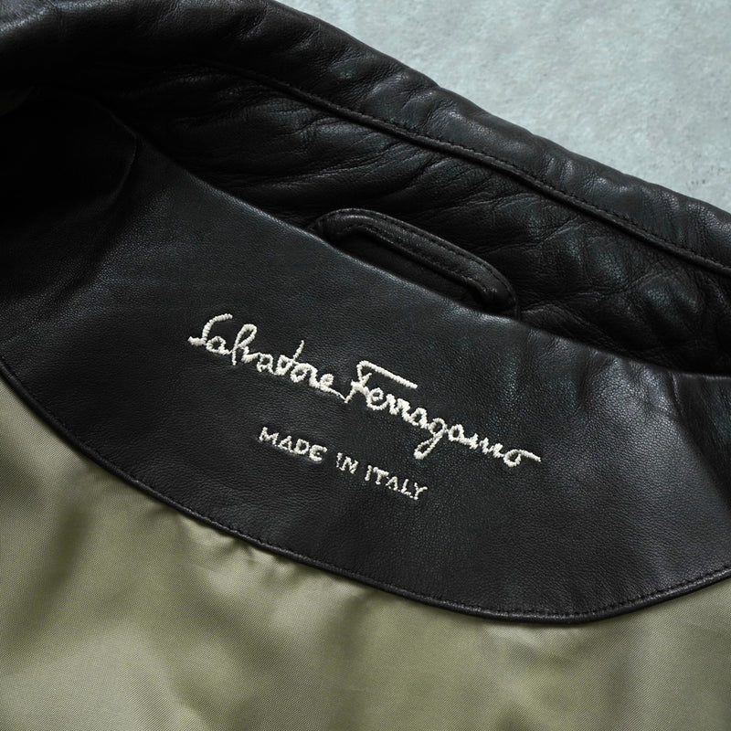 サルバトーレ フェラガモ レザー切り替え キルティングジャケット カーキ