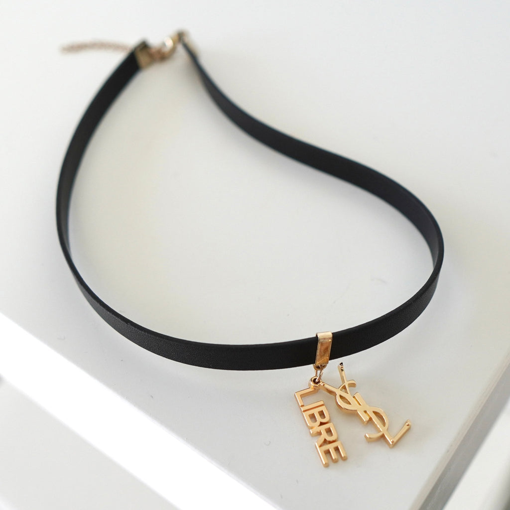 サンローラン　ネックレス　YSL カサンドラ　ロゴ　イブサンローラン YSL カサンドラロゴネックレス(ヴィンテージアクセサリー