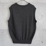 イヴ・サンローラン ヴィンテージ カサンドラロゴ YSLロゴ 刺繍 ニットベスト チャコールグレー - NEWSED