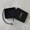 イヴ サンローラン カサンドラロゴ YSLロゴ コールド レザー ネックレス チョーカー 箱付き