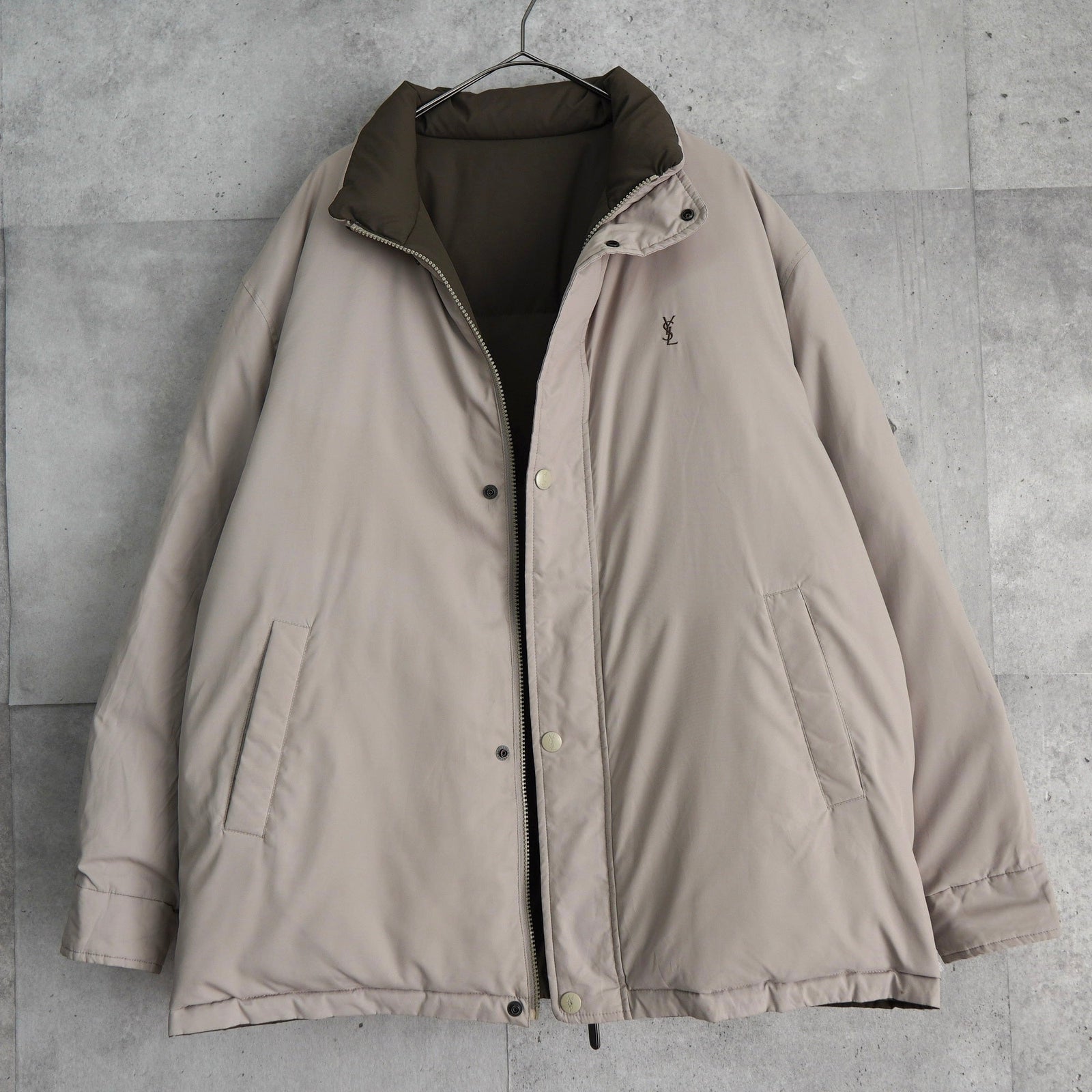 イヴ サンローラン YSLロゴ リバーシブル ダウンジャケット ボンバー