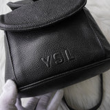 イヴ サンローラン YSLロゴ レザー ミニ リュックサック ブラック - NEWSED