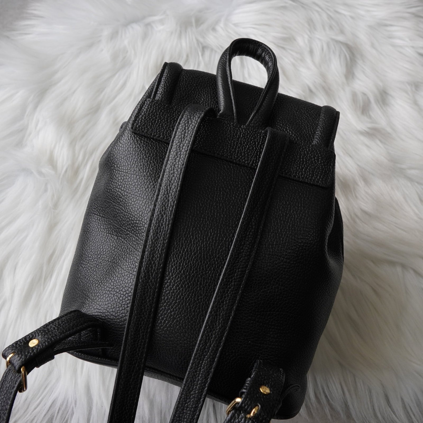 イヴ サンローラン YSLロゴ レザー ミニ リュックサック ブラック