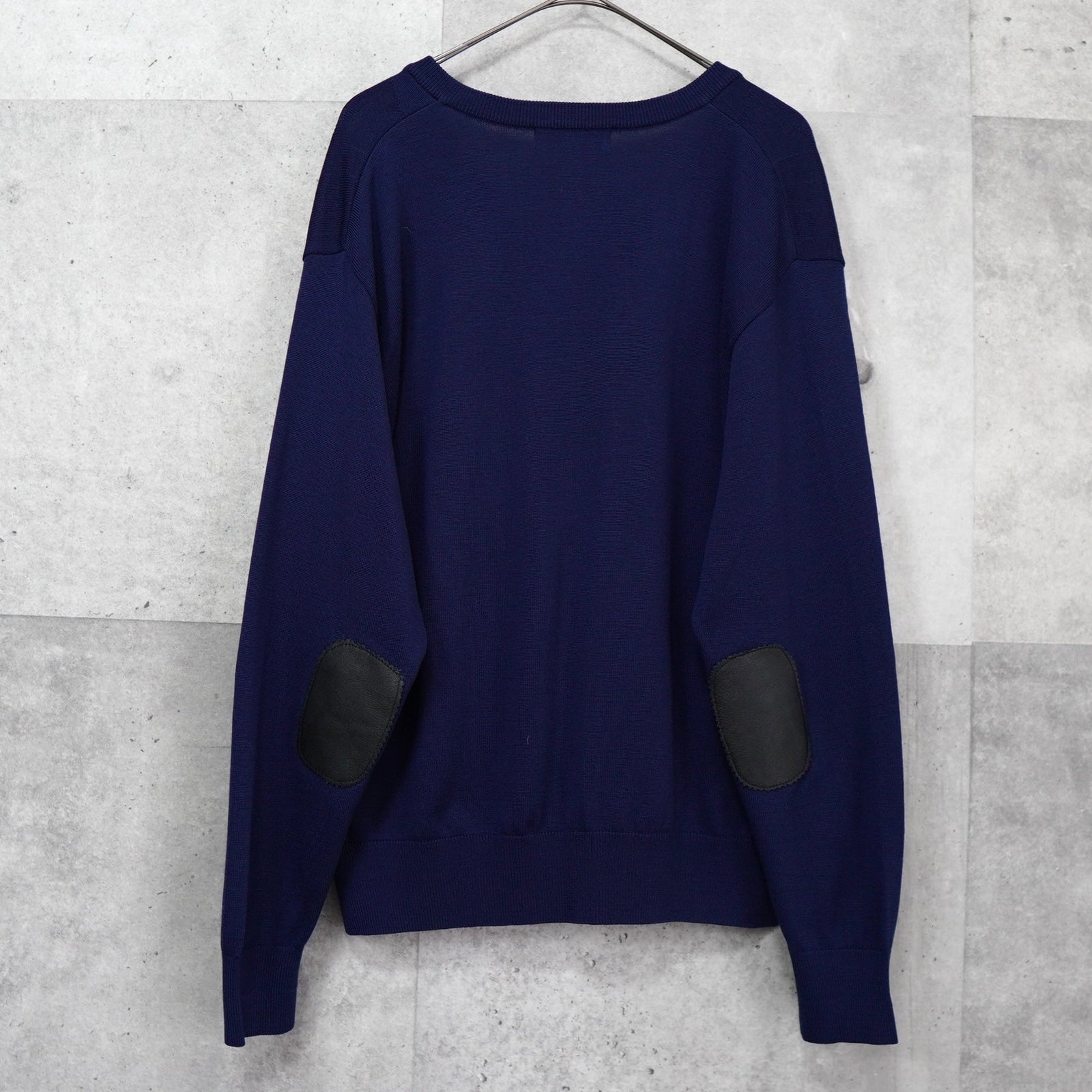 ysl-v-438295_1600x.jpg?v=