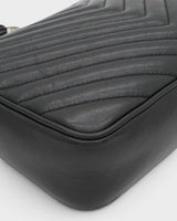 サンローラン パリ ルー YSLロゴ Vステッチ レザー フリンジ ショルダーバッグ ブラック 520534 レディース - NEWSED