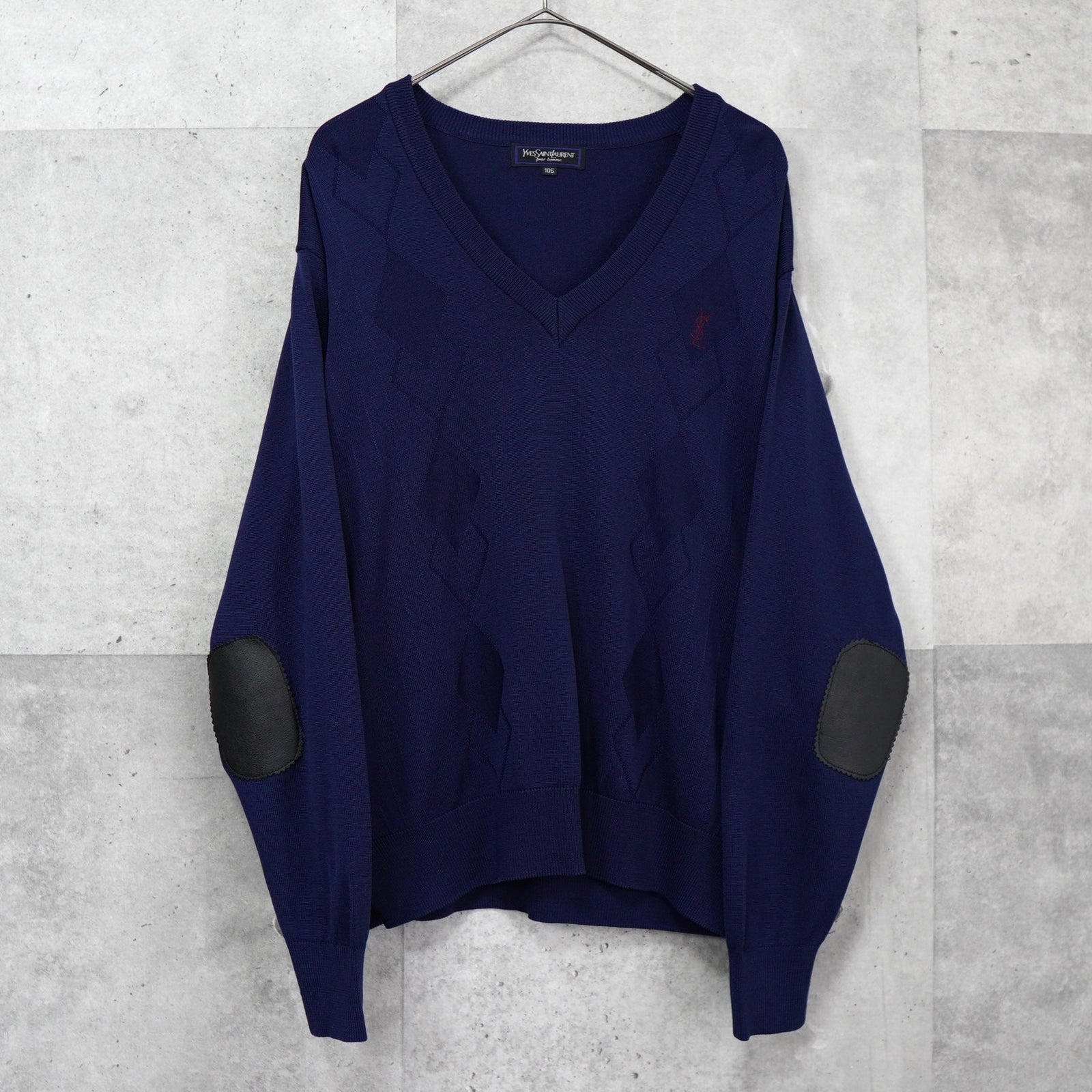 ysl-v-670624_1600x.jpg?v=